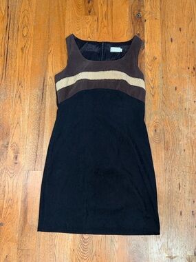 CDC Black Sheath Dress with Brown and Cream Colorblock Yoke